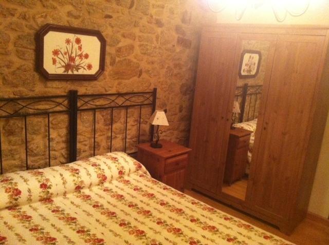 Pension A Cochera Ferrol Zimmer foto